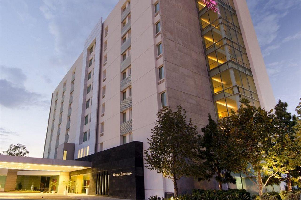 Victoria Ejecutivo Hotel Гуадалахара Екстериор снимка